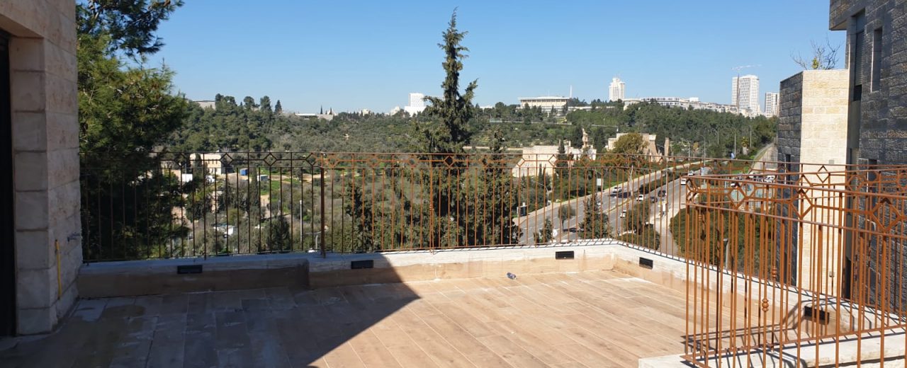 Penthouse for Rent in Jerusalem in Rehavia 2