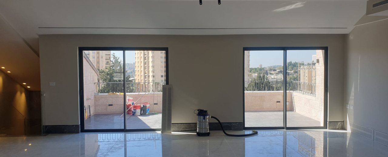 Penthouse for Sale in a New Boutique Building in Shaarei Chesed in Jerusalem 2
