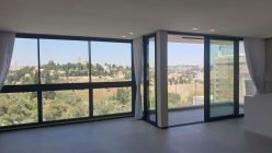 דירת 4 חדרים להשכרה בפרויקט יוקרה באבו תור בירושלים 1