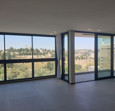 דירת 4 חדרים להשכרה בפרויקט יוקרה באבו תור בירושלים 1